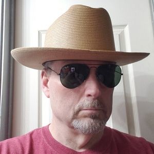 Meet your Posher, Robert